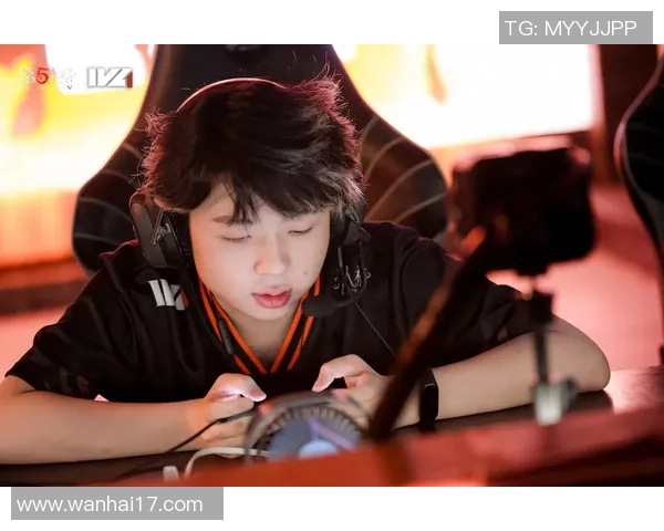 电竞赛事热议FPX实力争议引发玩家热情讨论与关注